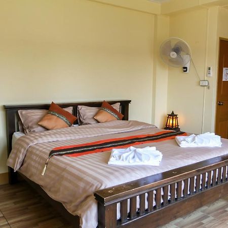 Kavil Guesthouse Čiang Mai Exteriér fotografie